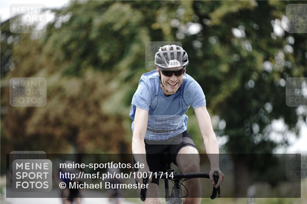 30.08.2026 - Elbe Triathlon Hamburg Michael Burmester http://msf.ph/oto/10071714 30.08.2026 10:07:51 Radfahren 439, 440, 524, 602, 629, 791, 871, 905 meine-sportfotos.de