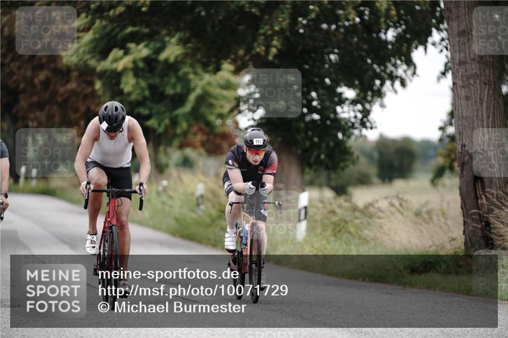 30.08.2026 - Elbe Triathlon Hamburg Michael Burmester http://msf.ph/oto/10071729 30.08.2026 10:08:02 Radfahren 482, 578, 721, 754, 800 meine-sportfotos.de