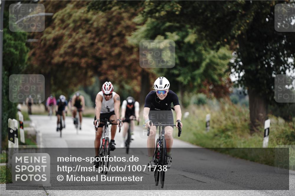 30.08.2026 - Elbe Triathlon Hamburg Michael Burmester http://msf.ph/oto/10071738 30.08.2026 10:08:06 Radfahren 434, 482, 578, 754, 763, 800, 812, 914 meine-sportfotos.de
