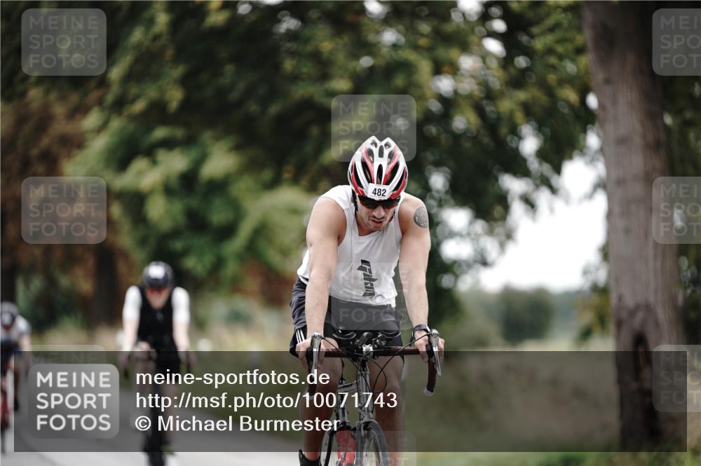 30.08.2026 - Elbe Triathlon Hamburg Michael Burmester http://msf.ph/oto/10071743 30.08.2026 10:08:08 Radfahren 434, 482, 696, 763, 800, 812, 914 meine-sportfotos.de