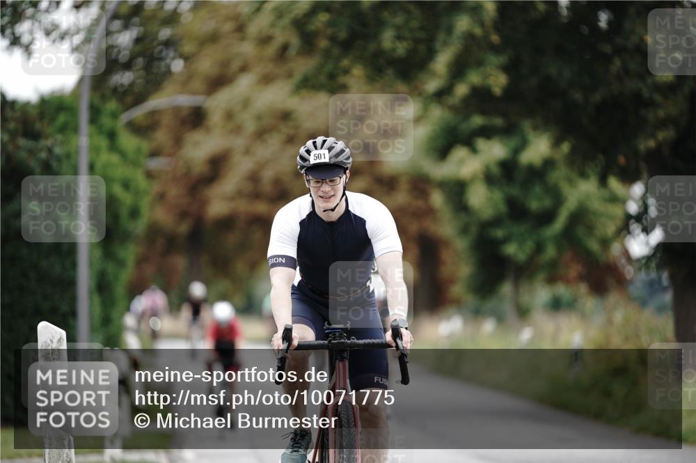 30.08.2026 - Elbe Triathlon Hamburg Michael Burmester http://msf.ph/oto/10071775 30.08.2026 10:08:21 Radfahren 346, 436, 501, 531, 563, 631, 783, 859 meine-sportfotos.de