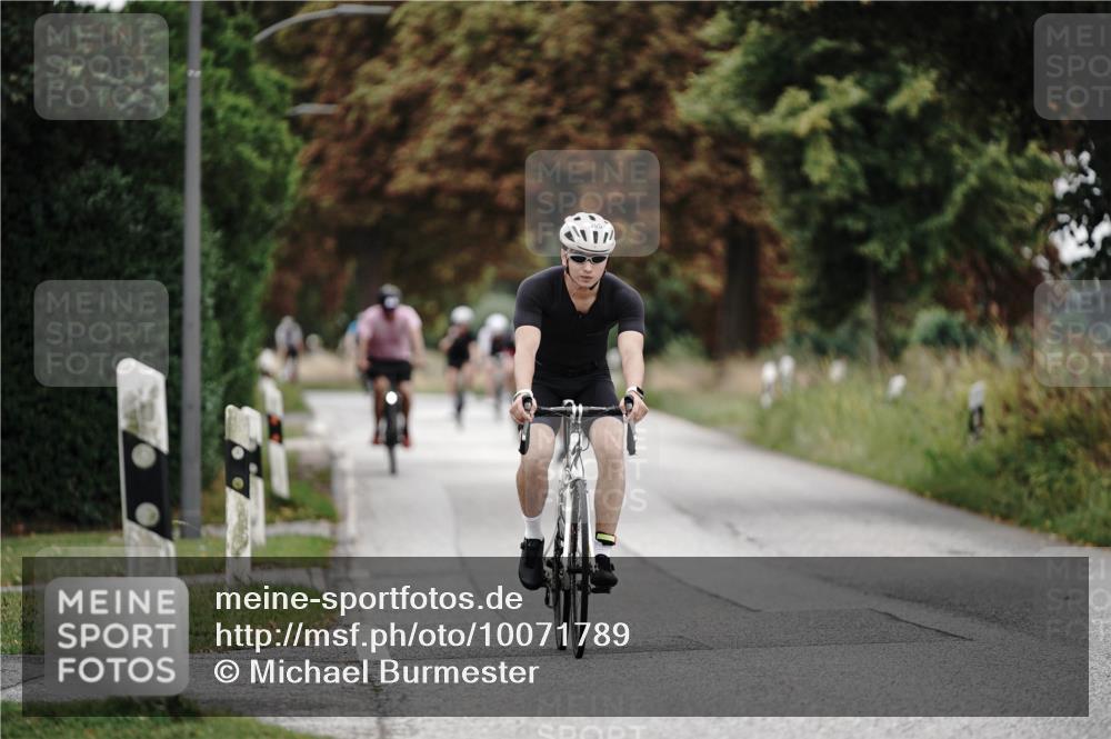 30.08.2026 - Elbe Triathlon Hamburg Michael Burmester http://msf.ph/oto/10071789 30.08.2026 10:08:29 Radfahren 395, 500, 509, 587, 908 meine-sportfotos.de
