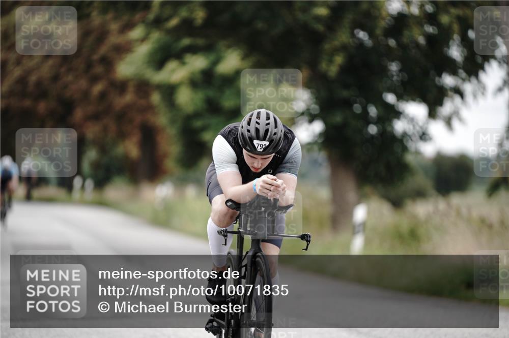 30.08.2026 - Elbe Triathlon Hamburg Michael Burmester http://msf.ph/oto/10071835 30.08.2026 10:08:49 Radfahren 425, 606, 792 meine-sportfotos.de