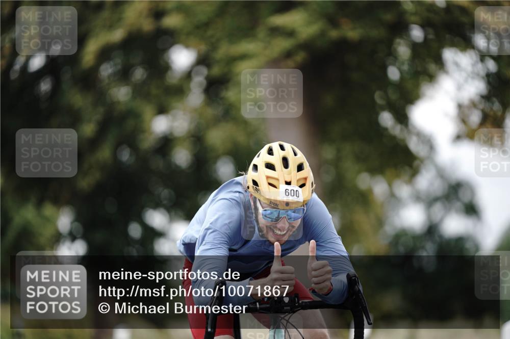 30.08.2026 - Elbe Triathlon Hamburg Michael Burmester http://msf.ph/oto/10071867 30.08.2026 10:09:07 Radfahren 431, 600, 712, 854 meine-sportfotos.de