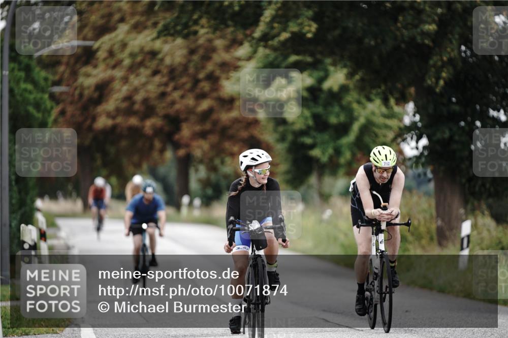 30.08.2026 - Elbe Triathlon Hamburg Michael Burmester http://msf.ph/oto/10071874 30.08.2026 10:09:12 Radfahren 443, 514, 712, 854 meine-sportfotos.de