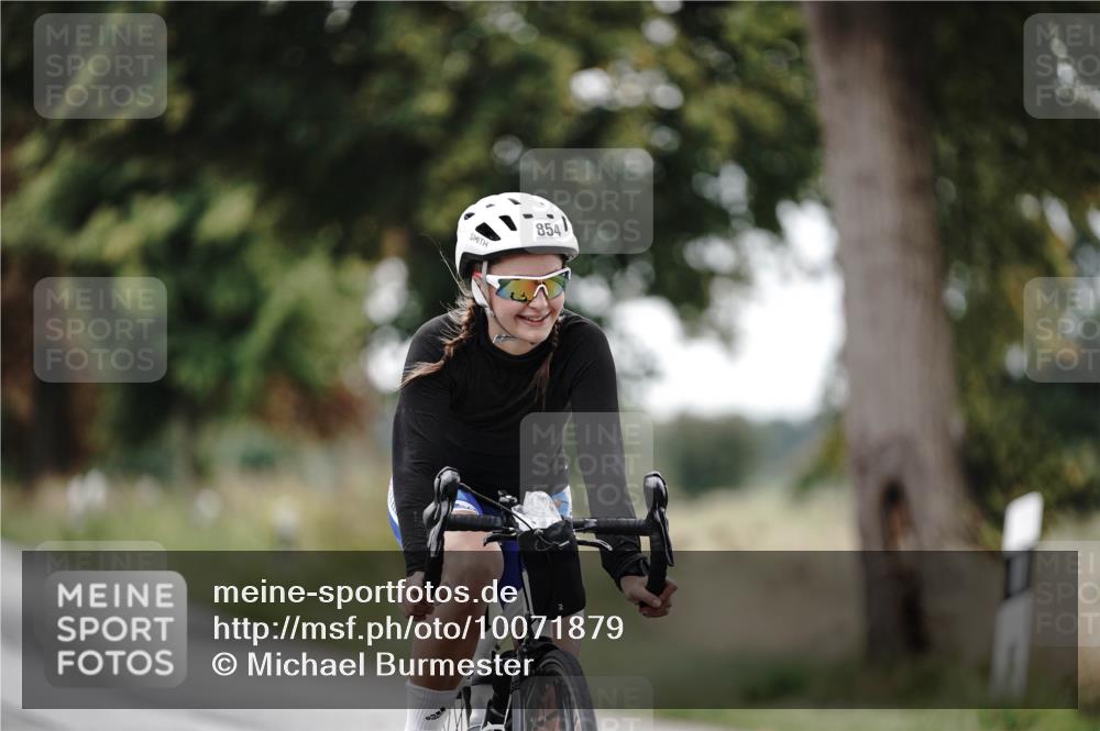 30.08.2026 - Elbe Triathlon Hamburg Michael Burmester http://msf.ph/oto/10071879 30.08.2026 10:09:13 Radfahren 443, 514, 712, 854, 861 meine-sportfotos.de