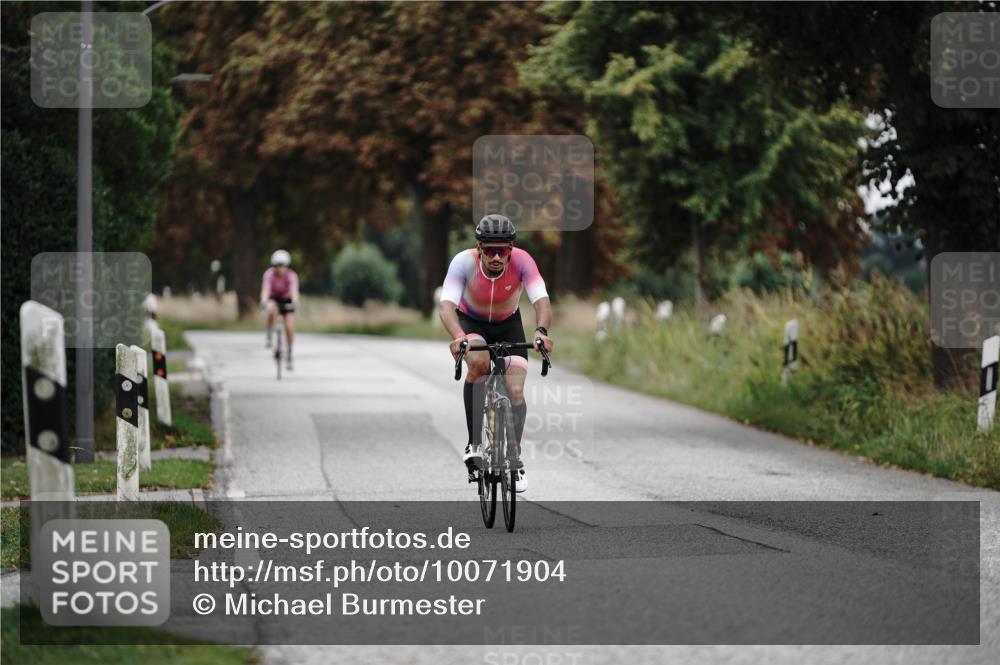 30.08.2026 - Elbe Triathlon Hamburg Michael Burmester http://msf.ph/oto/10071904 30.08.2026 10:09:25 Radfahren 632, 867 meine-sportfotos.de