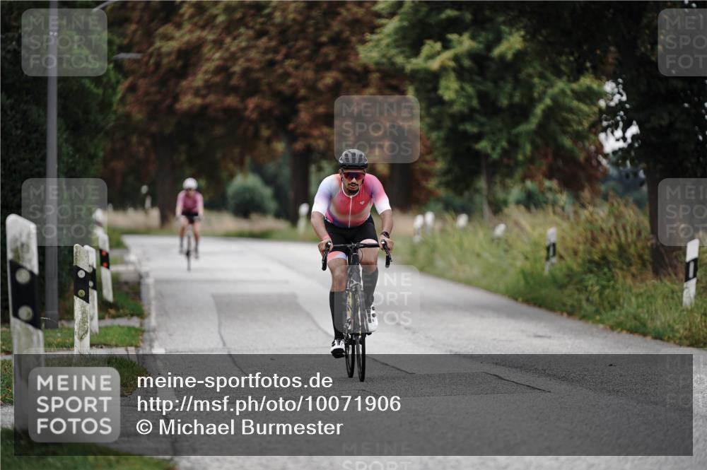 30.08.2026 - Elbe Triathlon Hamburg Michael Burmester http://msf.ph/oto/10071906 30.08.2026 10:09:25 Radfahren 632, 867 meine-sportfotos.de