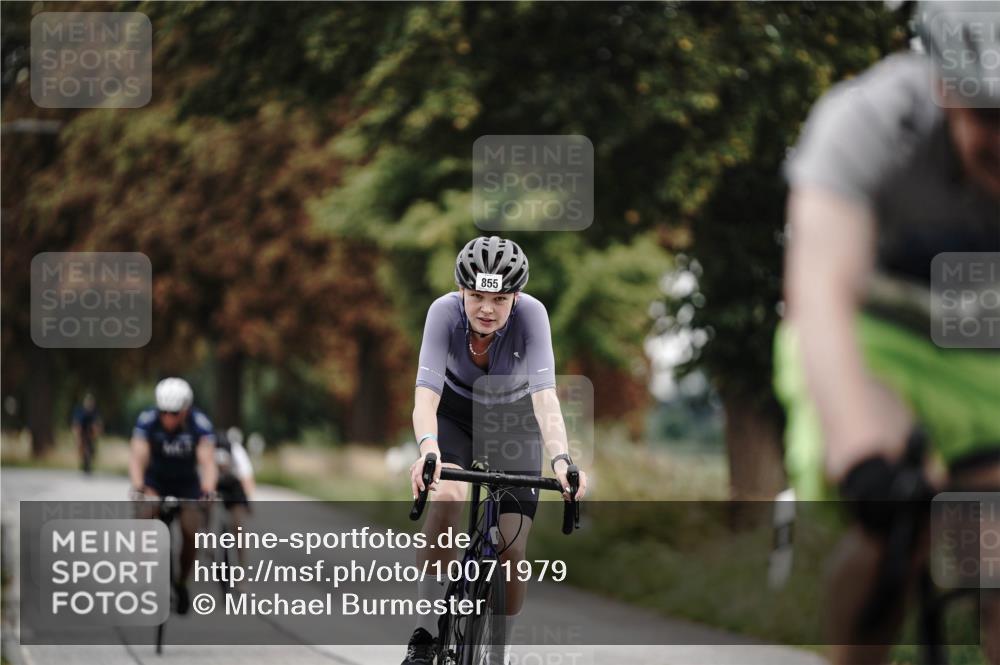 30.08.2026 - Elbe Triathlon Hamburg Michael Burmester http://msf.ph/oto/10071979 30.08.2026 10:10:12 Radfahren 516, 642, 840, 855 meine-sportfotos.de