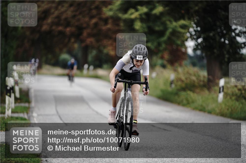 30.08.2026 - Elbe Triathlon Hamburg Michael Burmester http://msf.ph/oto/10071980 30.08.2026 10:10:15 Radfahren 628, 642, 840, 855 meine-sportfotos.de
