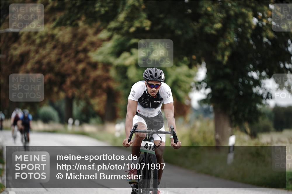 30.08.2026 - Elbe Triathlon Hamburg Michael Burmester http://msf.ph/oto/10071997 30.08.2026 10:10:26 Radfahren 418, 583, 714 meine-sportfotos.de