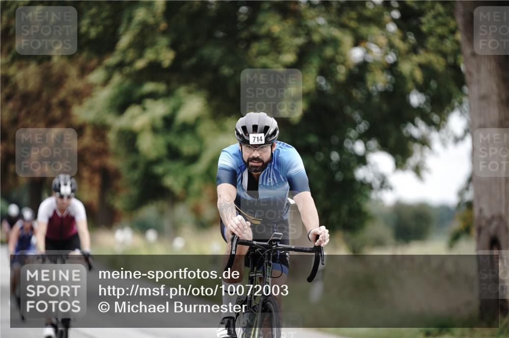 30.08.2026 - Elbe Triathlon Hamburg Michael Burmester http://msf.ph/oto/10072003 30.08.2026 10:10:32 Radfahren 462, 714, 789, 911, 961, 965 meine-sportfotos.de