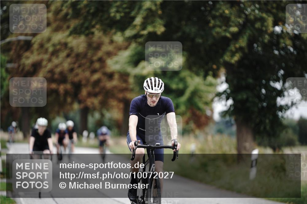 30.08.2026 - Elbe Triathlon Hamburg Michael Burmester http://msf.ph/oto/10072027 30.08.2026 10:10:41 Radfahren 419, 462, 541, 658, 849, 856, 911, 933, 960 meine-sportfotos.de
