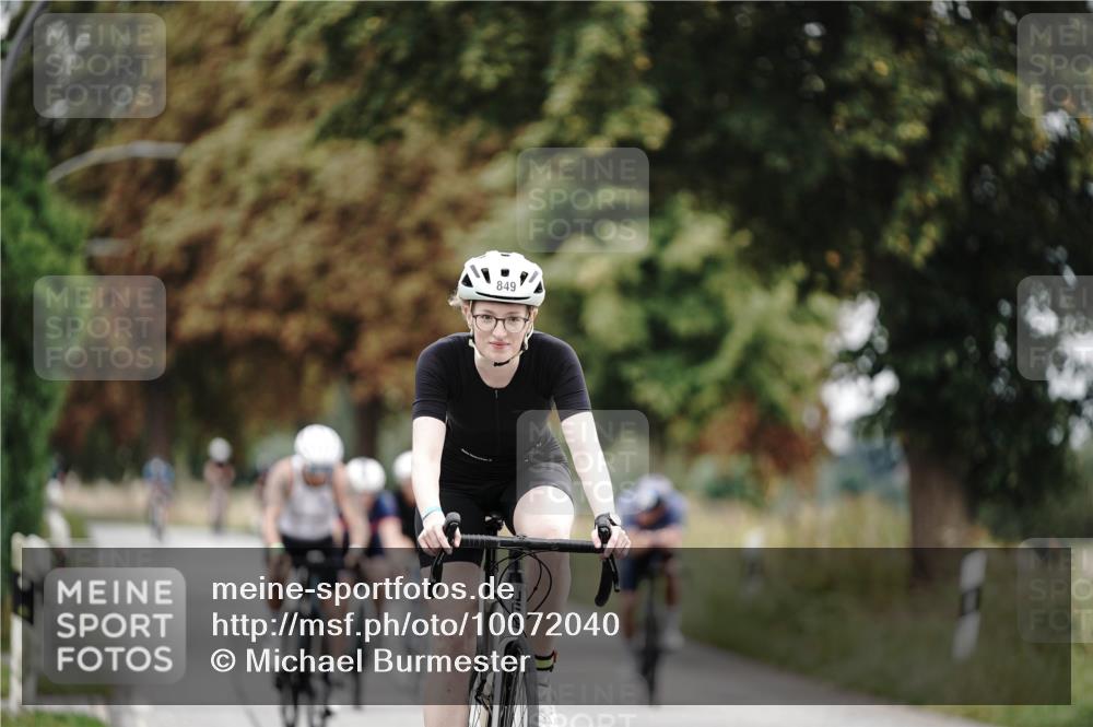 30.08.2026 - Elbe Triathlon Hamburg Michael Burmester http://msf.ph/oto/10072040 30.08.2026 10:10:43 Radfahren 419, 541, 658, 849, 856, 933, 960 meine-sportfotos.de