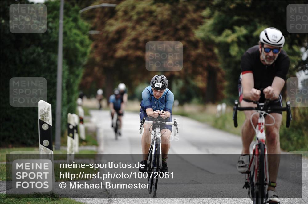 30.08.2026 - Elbe Triathlon Hamburg Michael Burmester http://msf.ph/oto/10072061 30.08.2026 10:10:53 Radfahren 497, 626, 731, 756, 979 meine-sportfotos.de