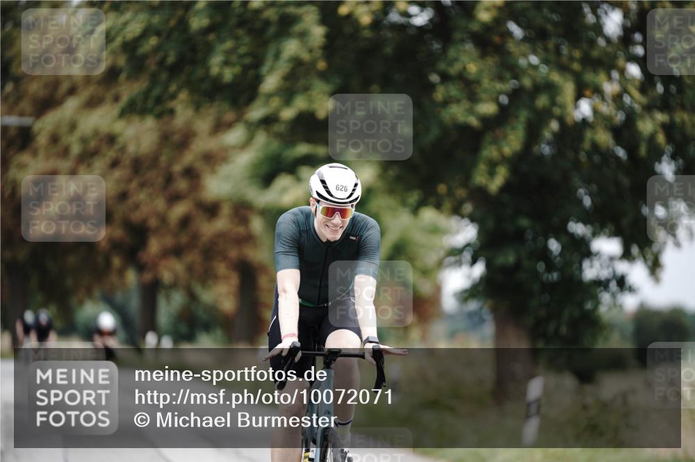 30.08.2026 - Elbe Triathlon Hamburg Michael Burmester http://msf.ph/oto/10072071 30.08.2026 10:10:59 Radfahren 497, 626, 747 meine-sportfotos.de