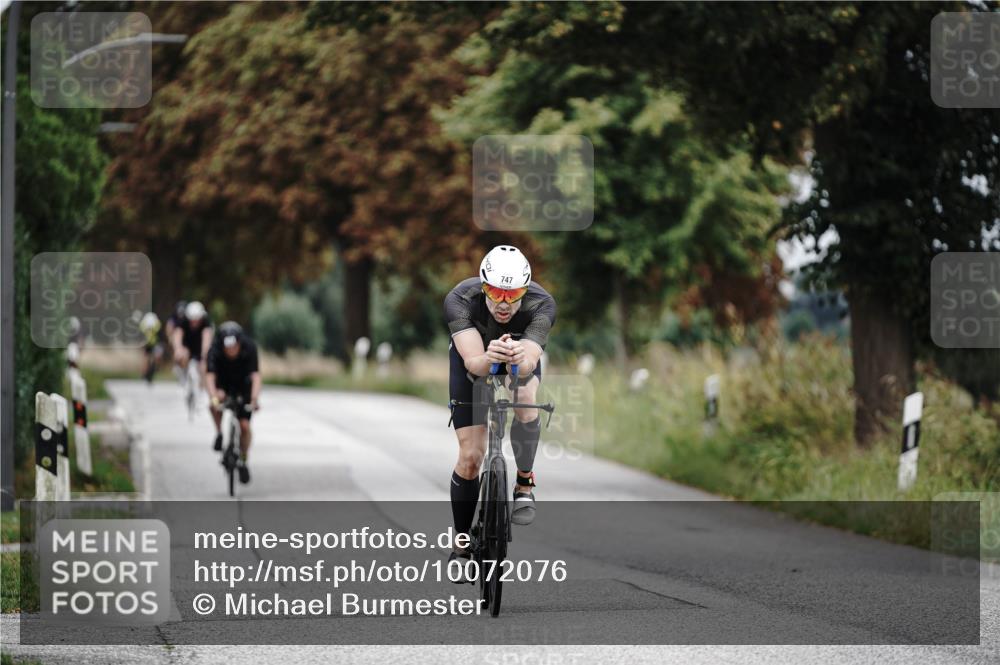 30.08.2026 - Elbe Triathlon Hamburg Michael Burmester http://msf.ph/oto/10072076 30.08.2026 10:11:03 Radfahren 617, 729, 747 meine-sportfotos.de