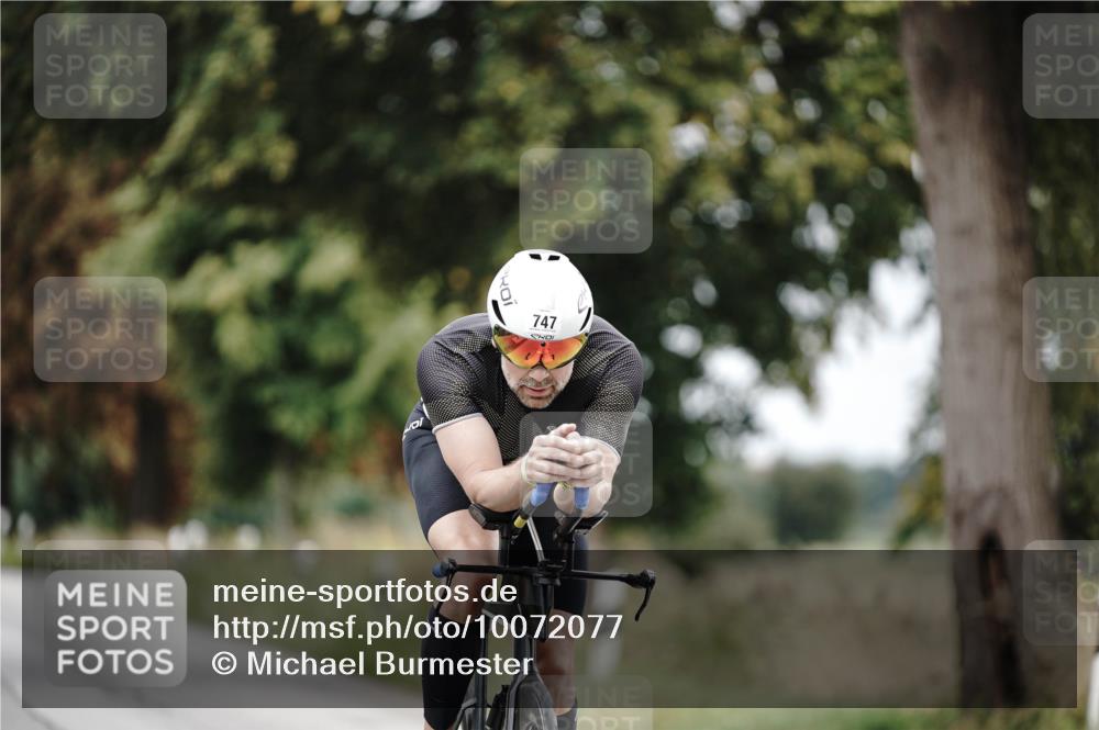 30.08.2026 - Elbe Triathlon Hamburg Michael Burmester http://msf.ph/oto/10072077 30.08.2026 10:11:04 Radfahren 617, 729, 747 meine-sportfotos.de