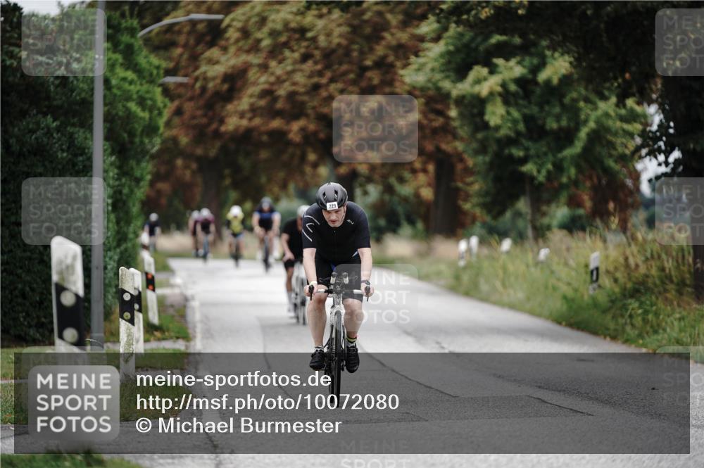 30.08.2026 - Elbe Triathlon Hamburg Michael Burmester http://msf.ph/oto/10072080 30.08.2026 10:11:05 Radfahren 617, 729, 747 meine-sportfotos.de