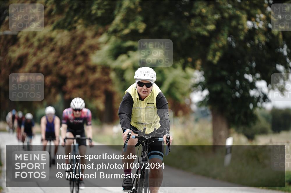30.08.2026 - Elbe Triathlon Hamburg Michael Burmester http://msf.ph/oto/10072094 30.08.2026 10:11:16 Radfahren 364, 581, 633, 749, 836, 920, 927 meine-sportfotos.de