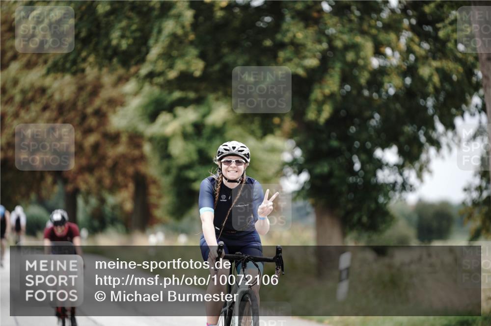 30.08.2026 - Elbe Triathlon Hamburg Michael Burmester http://msf.ph/oto/10072106 30.08.2026 10:11:21 Radfahren 581, 621, 713, 836, 920 meine-sportfotos.de