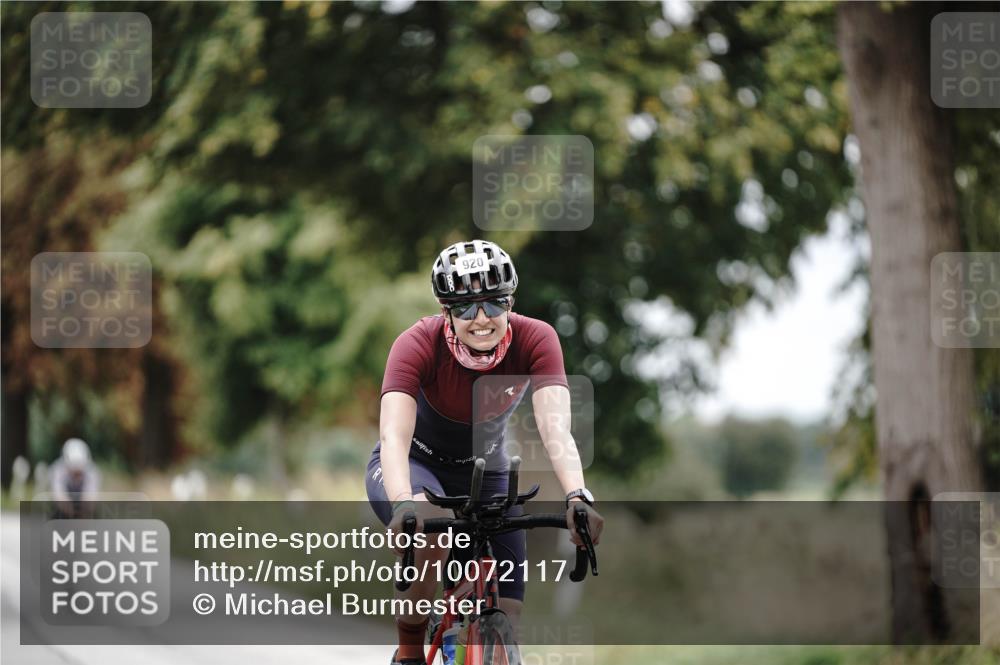 30.08.2026 - Elbe Triathlon Hamburg Michael Burmester http://msf.ph/oto/10072117 30.08.2026 10:11:23 Radfahren 621, 713, 741, 836, 920 meine-sportfotos.de