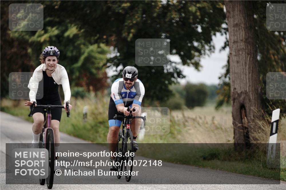 30.08.2026 - Elbe Triathlon Hamburg Michael Burmester http://msf.ph/oto/10072148 30.08.2026 10:11:41 Radfahren 538, 575, 576, 678, 907 meine-sportfotos.de