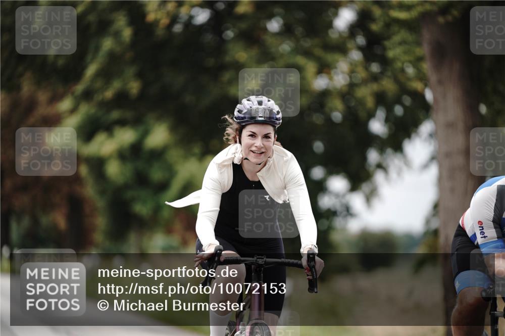 30.08.2026 - Elbe Triathlon Hamburg Michael Burmester http://msf.ph/oto/10072153 30.08.2026 10:11:42 Radfahren 538, 575, 576, 678, 907 meine-sportfotos.de