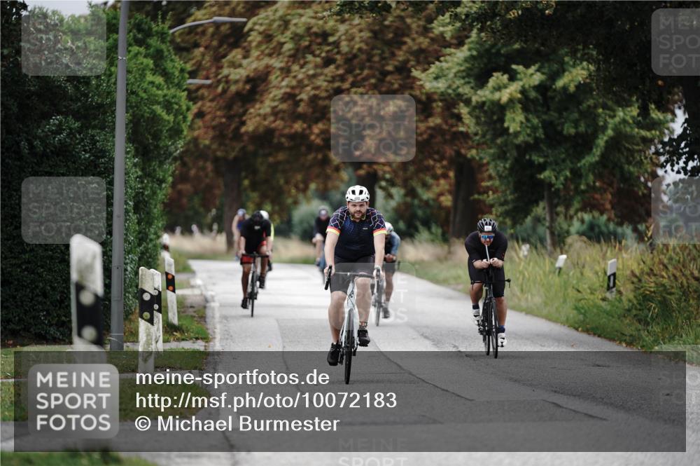 30.08.2026 - Elbe Triathlon Hamburg Michael Burmester http://msf.ph/oto/10072183 30.08.2026 10:12:09 Radfahren 400, 665, 698, 710, 757, 853 meine-sportfotos.de