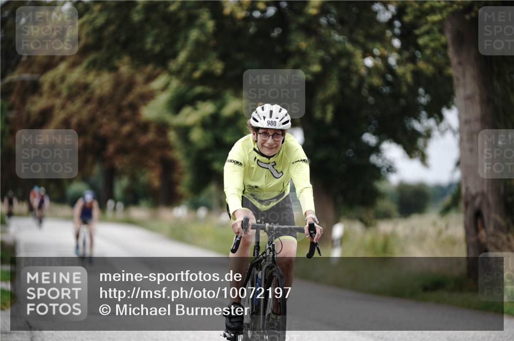 30.08.2026 - Elbe Triathlon Hamburg Michael Burmester http://msf.ph/oto/10072197 30.08.2026 10:12:17 Radfahren 488, 710, 853, 980 meine-sportfotos.de