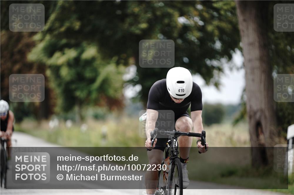 30.08.2026 - Elbe Triathlon Hamburg Michael Burmester http://msf.ph/oto/10072230 30.08.2026 10:12:47 Radfahren 410, 657, 779, 983 meine-sportfotos.de