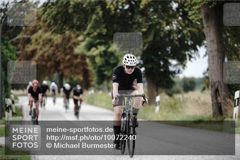 30.08.2026 - Elbe Triathlon Hamburg Michael Burmester http://msf.ph/oto/10072240 30.08.2026 10:12:56 Radfahren 441, 537, 657, 664, 669, 722, 728, 813, 872, 883 meine-sportfotos.de