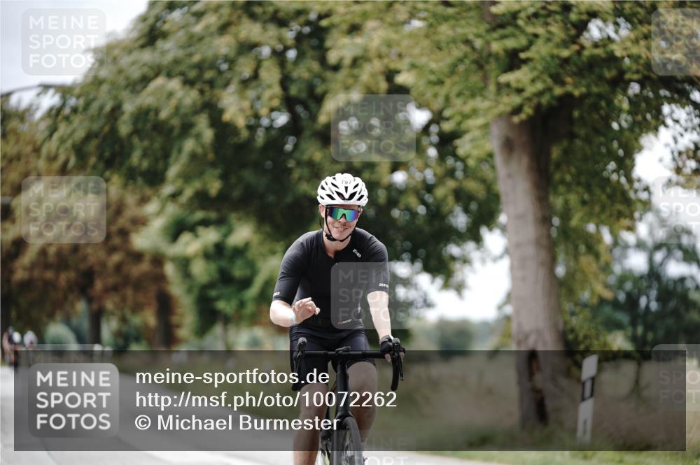 30.08.2026 - Elbe Triathlon Hamburg Michael Burmester http://msf.ph/oto/10072262 30.08.2026 10:13:08 Radfahren 797 meine-sportfotos.de