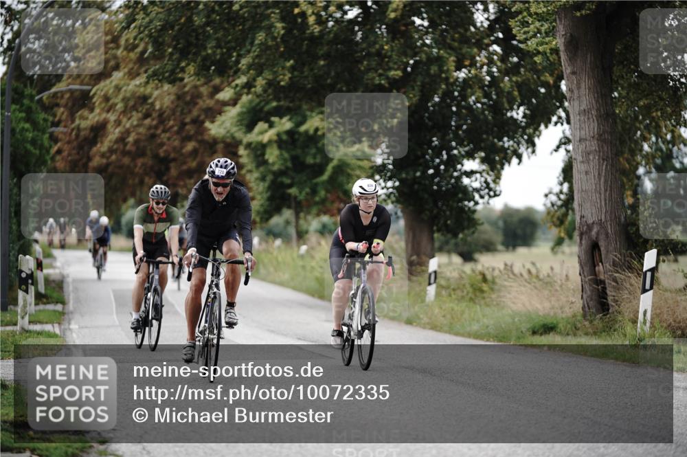 30.08.2026 - Elbe Triathlon Hamburg Michael Burmester http://msf.ph/oto/10072335 30.08.2026 10:14:25 Radfahren 720, 750, 803, 838, 932, 944, 957 meine-sportfotos.de