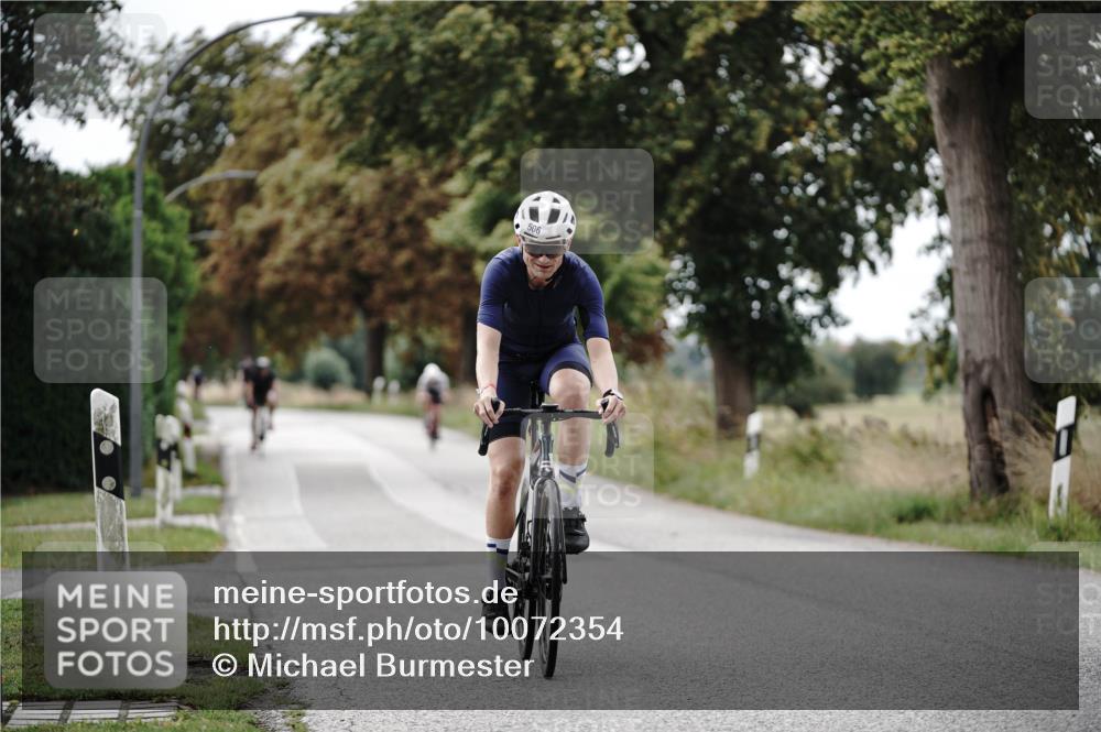 30.08.2026 - Elbe Triathlon Hamburg Michael Burmester http://msf.ph/oto/10072354 30.08.2026 10:14:33 Radfahren 506, 607, 750, 803, 918, 944 meine-sportfotos.de