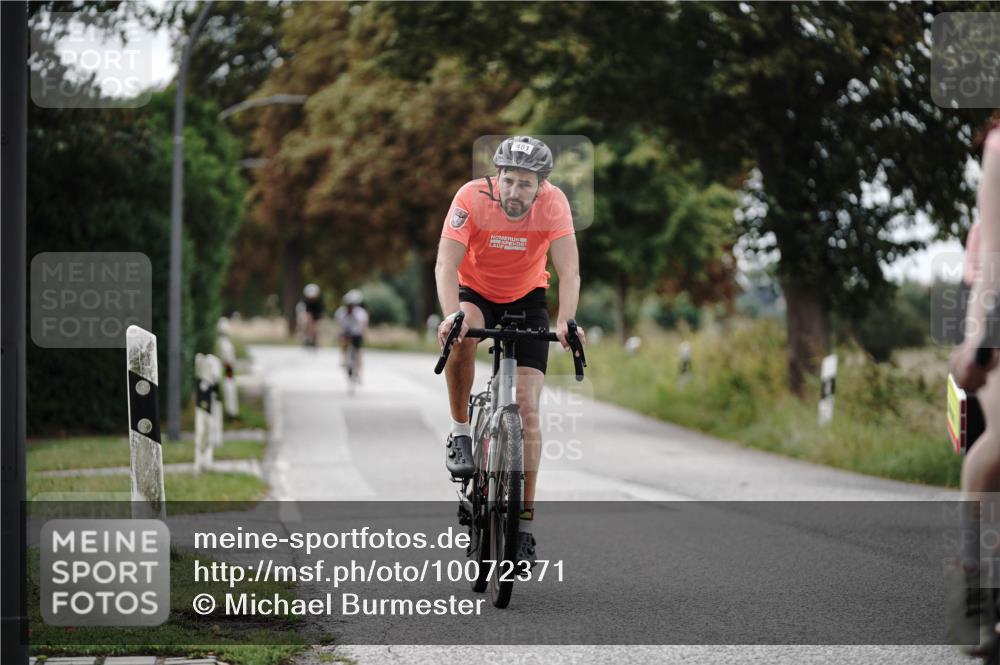 30.08.2026 - Elbe Triathlon Hamburg Michael Burmester http://msf.ph/oto/10072371 30.08.2026 10:14:55 Radfahren 451, 901, 912, 962 meine-sportfotos.de