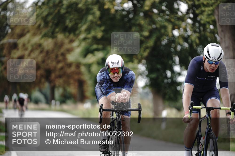 30.08.2026 - Elbe Triathlon Hamburg Michael Burmester http://msf.ph/oto/10072392 30.08.2026 10:15:16 Radfahren 577, 667, 897, 898 meine-sportfotos.de