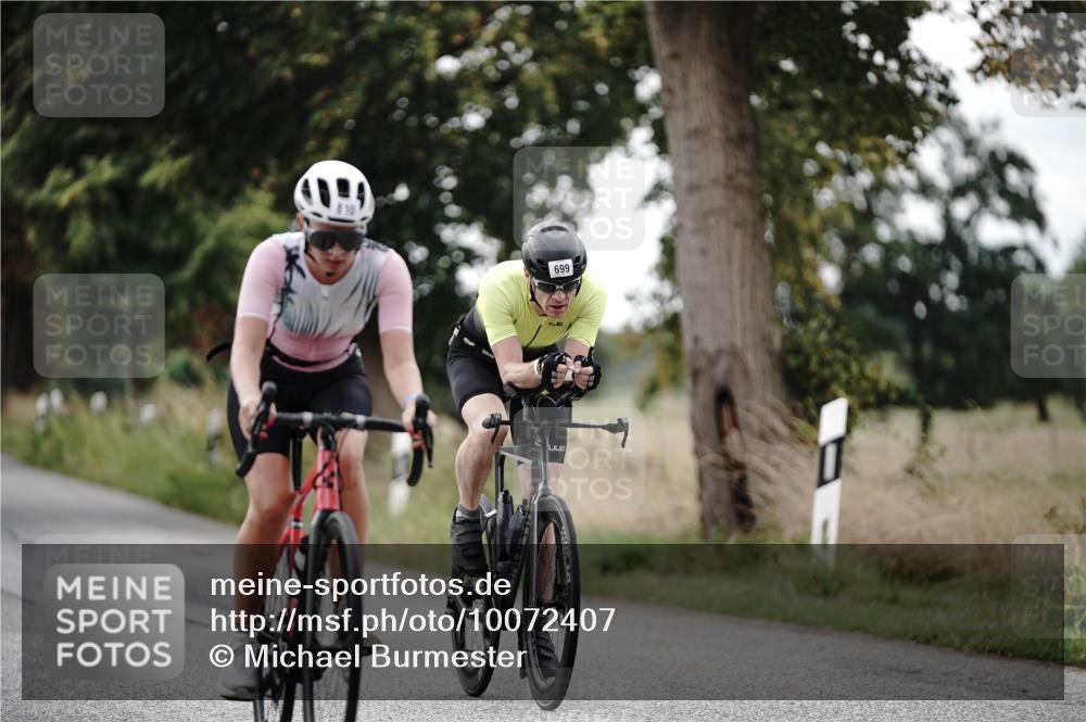 30.08.2026 - Elbe Triathlon Hamburg Michael Burmester http://msf.ph/oto/10072407 30.08.2026 10:15:31 Radfahren 513, 603, 699, 810 meine-sportfotos.de