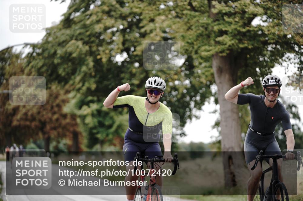 30.08.2026 - Elbe Triathlon Hamburg Michael Burmester http://msf.ph/oto/10072420 30.08.2026 10:15:41 Radfahren 403, 404, 579, 580, 647 meine-sportfotos.de