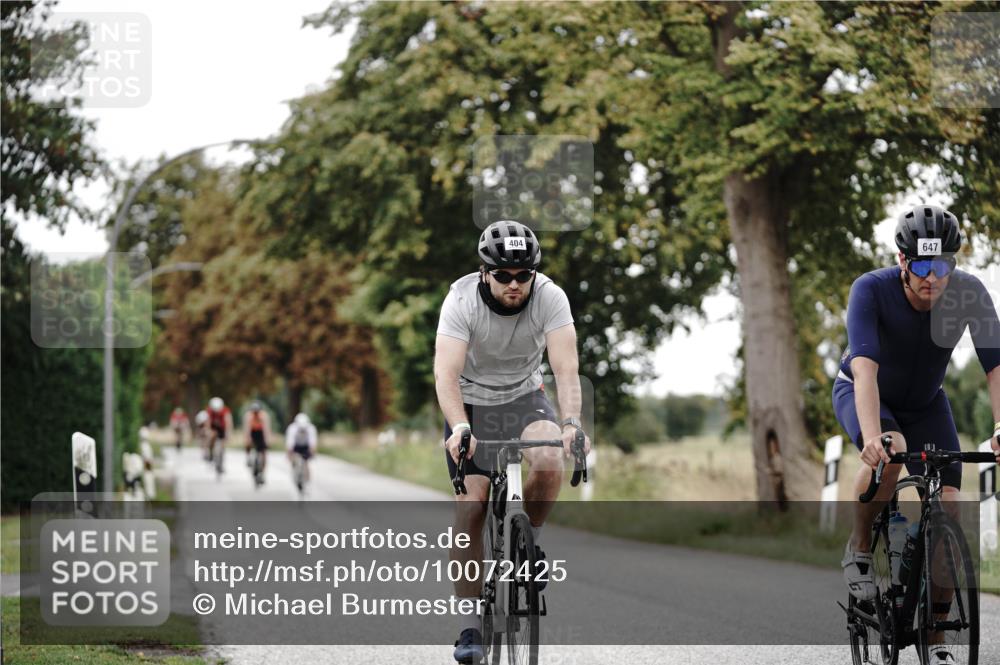 30.08.2026 - Elbe Triathlon Hamburg Michael Burmester http://msf.ph/oto/10072425 30.08.2026 10:15:49 Radfahren 404, 605, 647, 675, 737, 751 meine-sportfotos.de