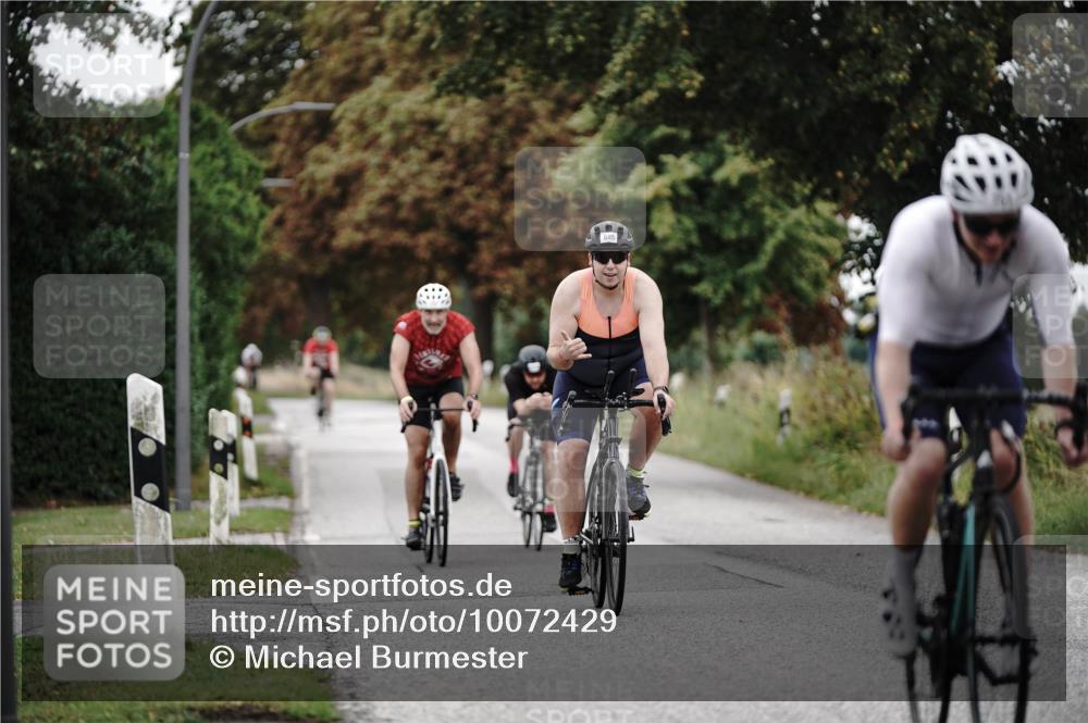 30.08.2026 - Elbe Triathlon Hamburg Michael Burmester http://msf.ph/oto/10072429 30.08.2026 10:15:53 Radfahren 605, 675, 700, 737, 751 meine-sportfotos.de