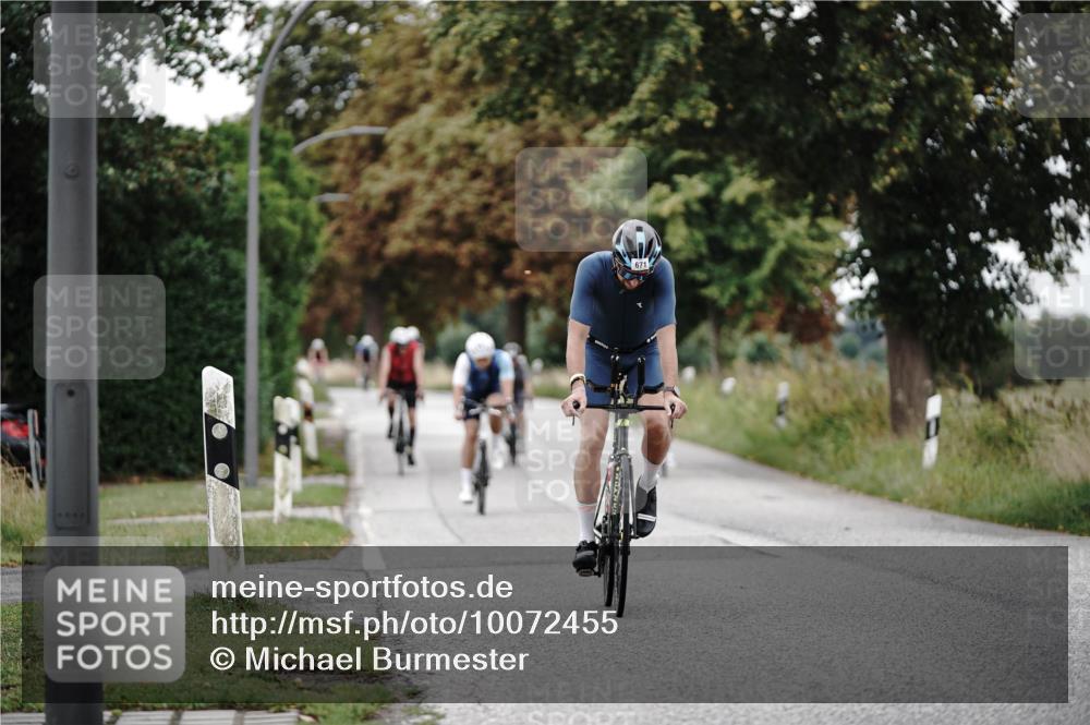 30.08.2026 - Elbe Triathlon Hamburg Michael Burmester http://msf.ph/oto/10072455 30.08.2026 10:16:17 Radfahren 409, 671, 726, 790, 863, 874, 958 meine-sportfotos.de