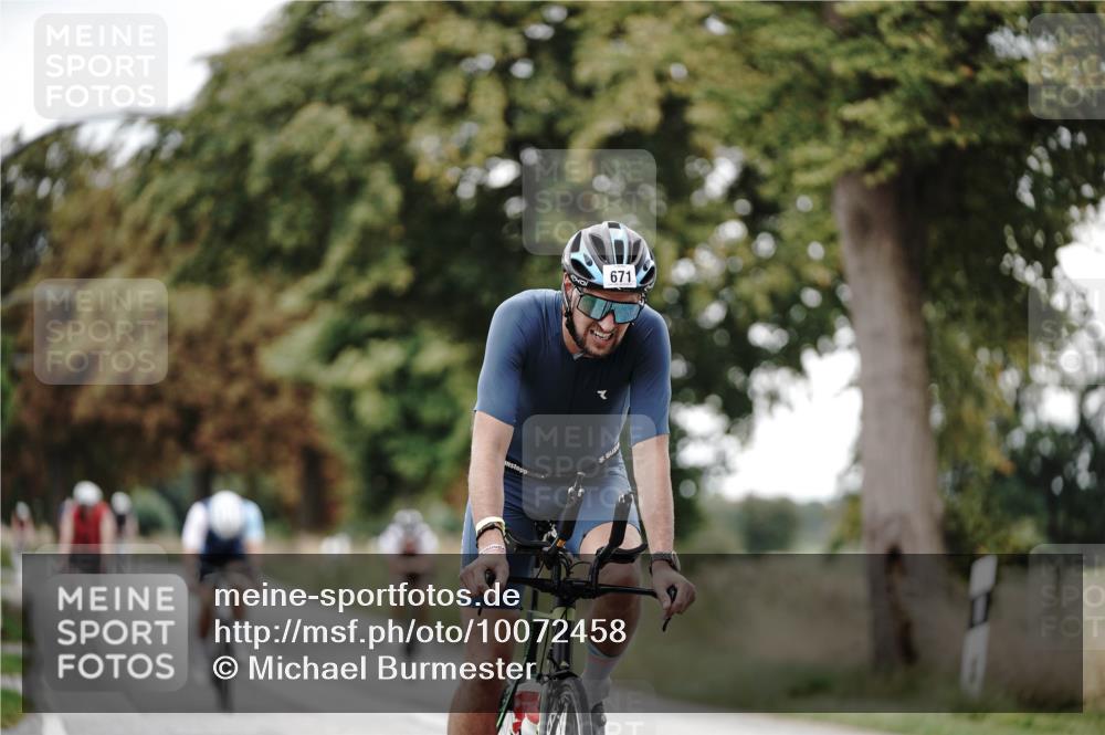 30.08.2026 - Elbe Triathlon Hamburg Michael Burmester http://msf.ph/oto/10072458 30.08.2026 10:16:18 Radfahren 409, 671, 726, 790, 863, 874, 958 meine-sportfotos.de