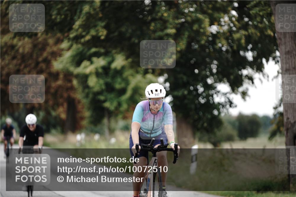30.08.2026 - Elbe Triathlon Hamburg Michael Burmester http://msf.ph/oto/10072510 30.08.2026 10:17:10 Radfahren 546, 802, 826, 866, 947 meine-sportfotos.de