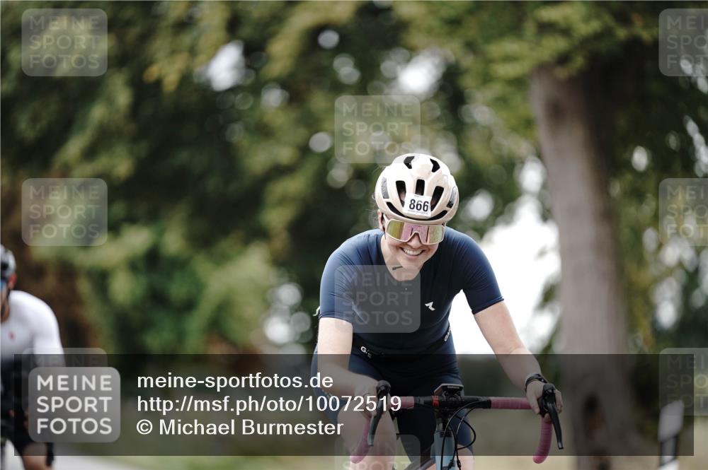 30.08.2026 - Elbe Triathlon Hamburg Michael Burmester http://msf.ph/oto/10072519 30.08.2026 10:17:16 Radfahren 546, 596, 802, 866 meine-sportfotos.de