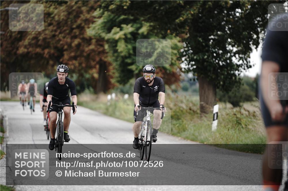 30.08.2026 - Elbe Triathlon Hamburg Michael Burmester http://msf.ph/oto/10072526 30.08.2026 10:17:26 Radfahren 558, 596, 598, 620, 636, 662, 704 meine-sportfotos.de