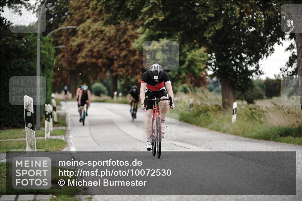 30.08.2026 - Elbe Triathlon Hamburg Michael Burmester http://msf.ph/oto/10072530 30.08.2026 10:17:28 Radfahren 472, 558, 598, 620, 636, 662, 704 meine-sportfotos.de