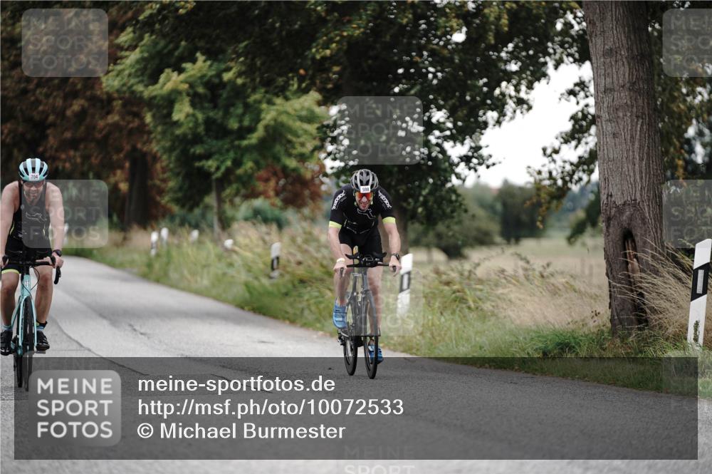 30.08.2026 - Elbe Triathlon Hamburg Michael Burmester http://msf.ph/oto/10072533 30.08.2026 10:17:31 Radfahren 472, 598, 620, 704 meine-sportfotos.de