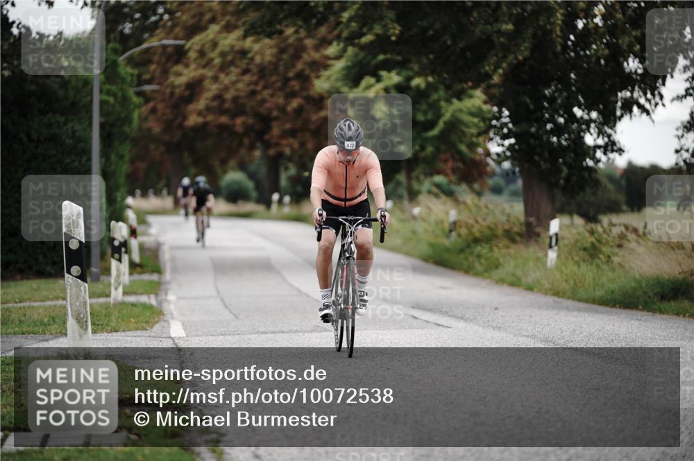30.08.2026 - Elbe Triathlon Hamburg Michael Burmester http://msf.ph/oto/10072538 30.08.2026 10:17:34 Radfahren 472, 598, 651, 704 meine-sportfotos.de