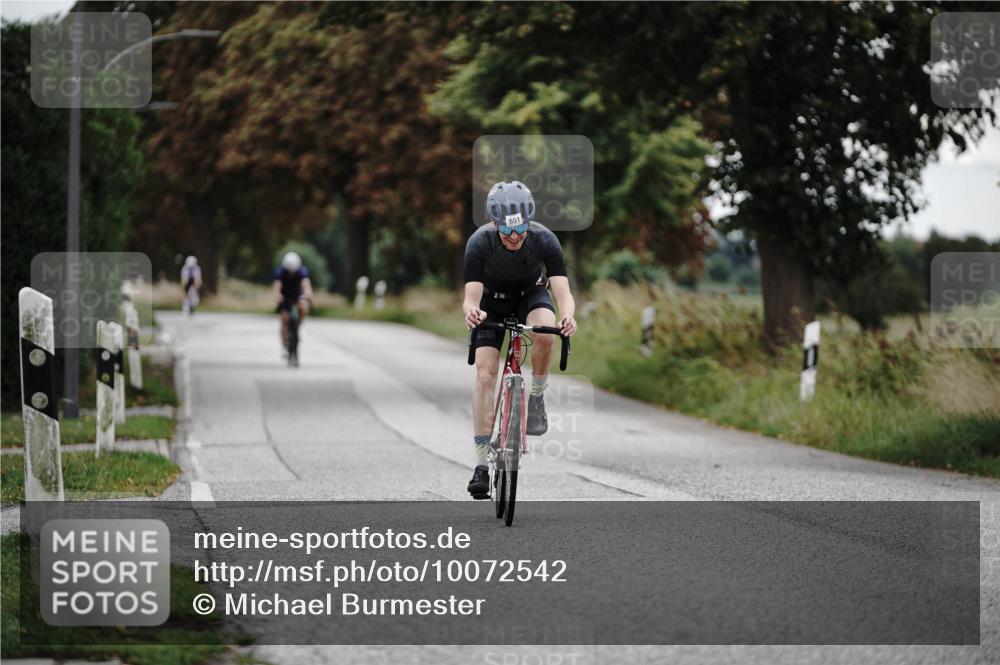 30.08.2026 - Elbe Triathlon Hamburg Michael Burmester http://msf.ph/oto/10072542 30.08.2026 10:17:39 Radfahren 651, 697 meine-sportfotos.de